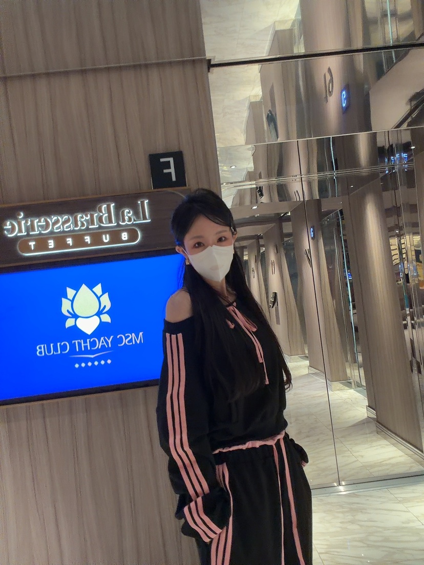 PALETTE-Q東大門代購女裝新品人氣真品26春夏時尚熱賣上衣PALETTE-Q上衣