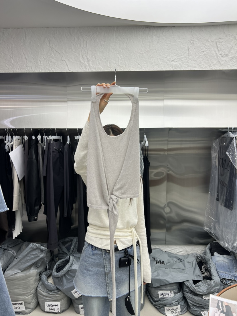 NOVUS東大門直郵女士新品真品人氣26春夏吊帶背心不含內搭NOVUS吊帶/背心