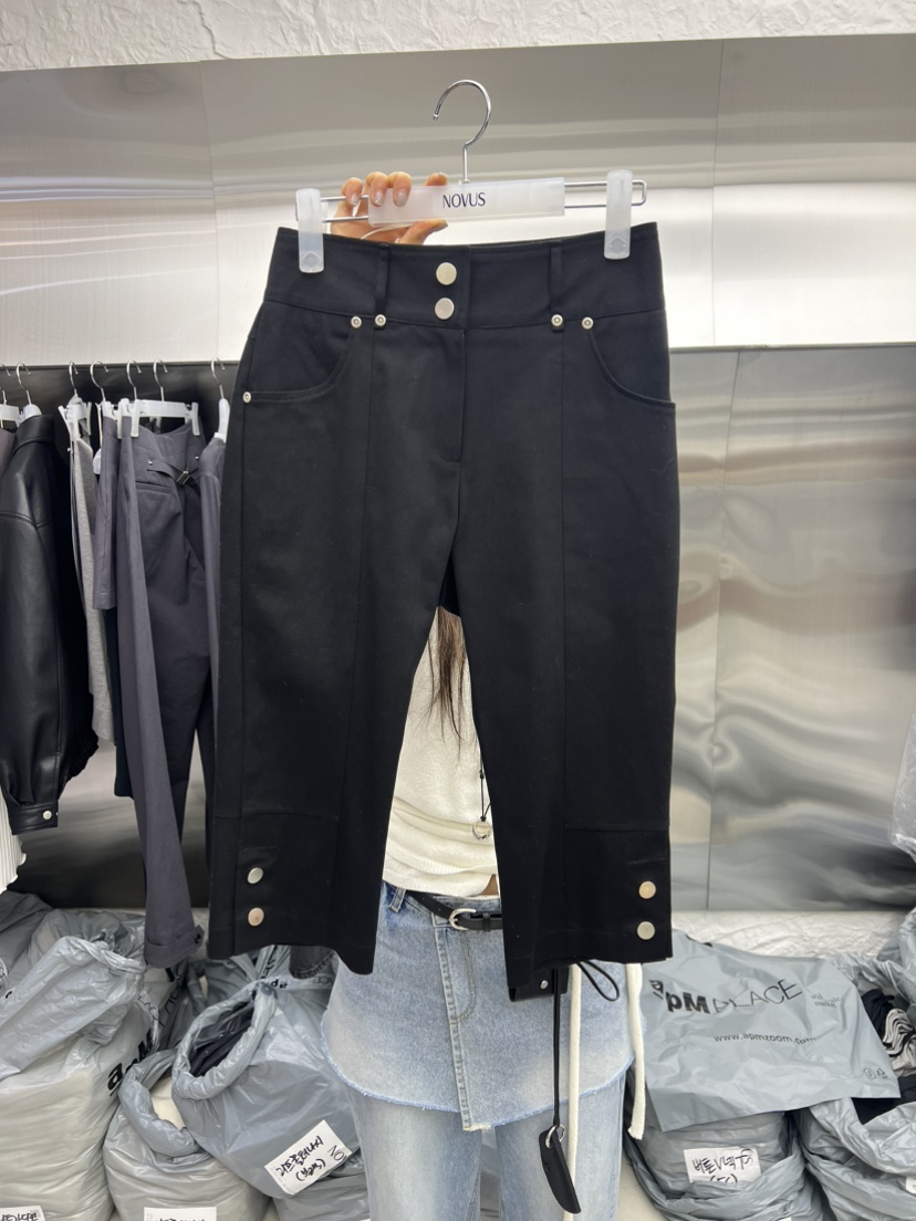 NOVUS東大門實拍女士新品推薦熱賣真品休閑26春夏人氣短褲NOVUS短褲圖色3