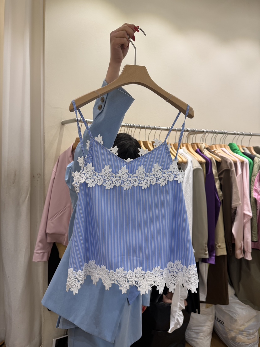 AUVERFIT東大門實拍女士新款推薦時尚人氣職業休閑吊帶背心AUVERFIT吊帶/背心