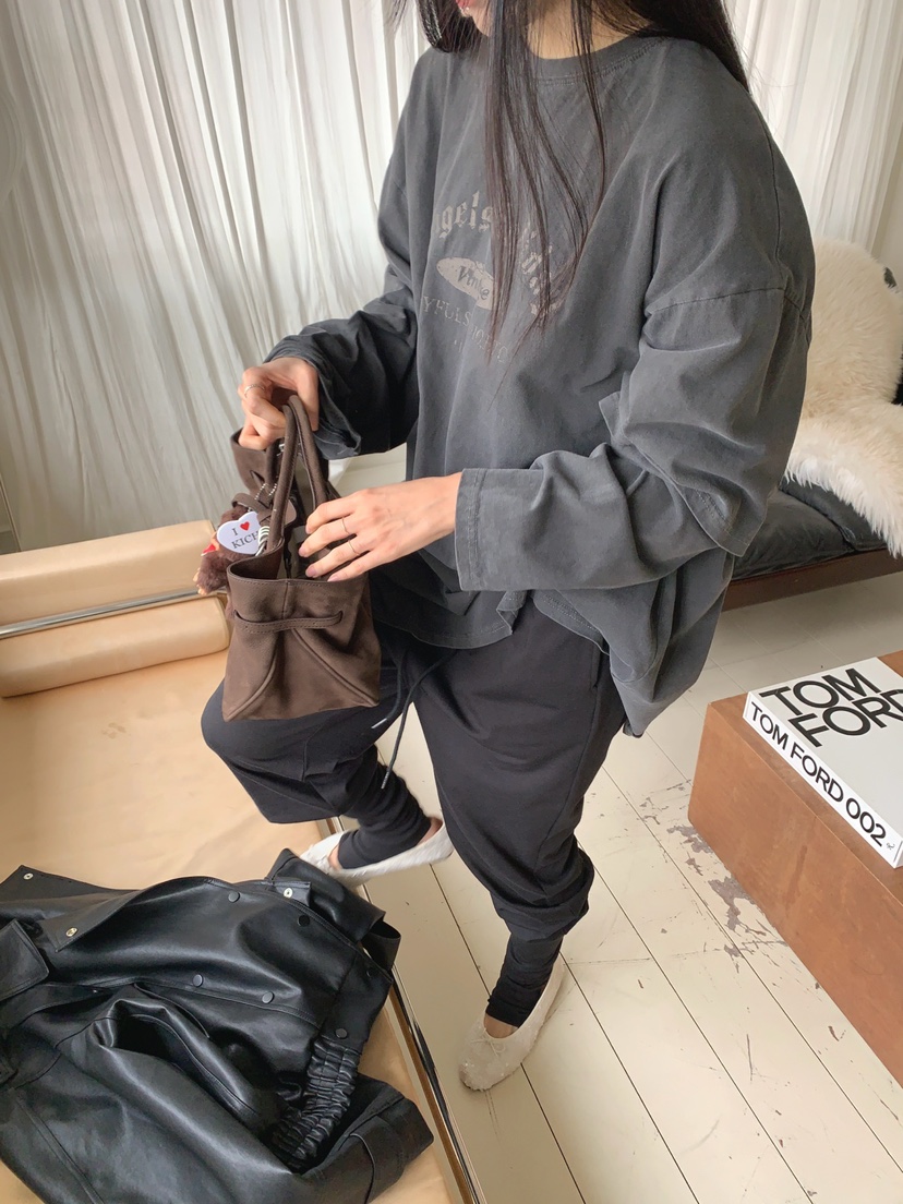 JKICHI韓國代購女士新款時尚休閑真品職業推薦人氣長袖T恤JKICHI長袖T恤