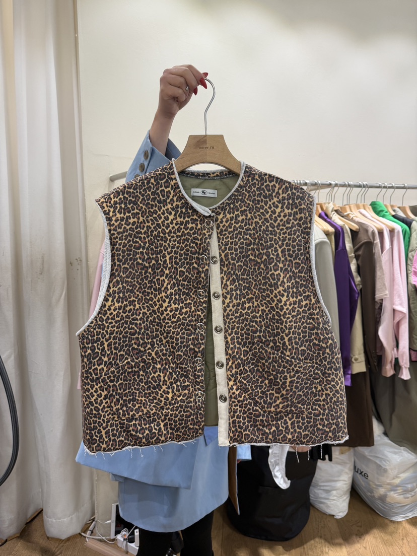 AUVERFIT東大門直郵女裝新款時尚休閑推薦人氣真品馬甲雙面AUVERFIT馬甲圖色1