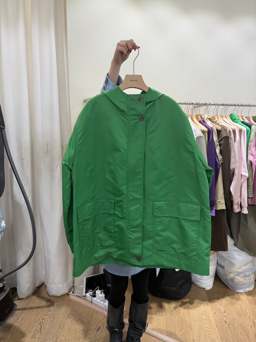 AUVERFIT韓國直郵女士新款人氣休閑職業真品熱賣夾克連帽AUVERFIT夾克圖色3