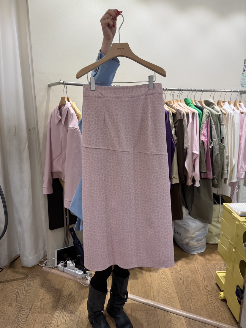 AUVERFIT韓國東大門代購女裝新品推薦人氣熱賣長裙絨面革AUVERFIT長裙圖色1