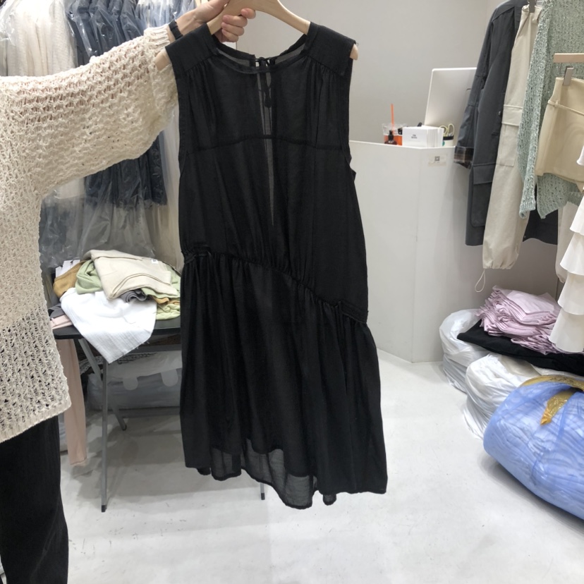 FRE韓國直郵實拍女裝新品時尚26春夏推薦職業熱賣休閑連衣裙FRE連衣裙圖色3