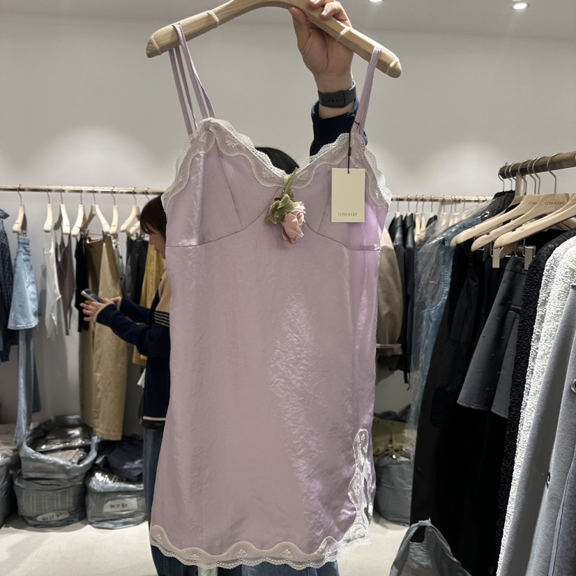 CONNAUGHT/DAILYJUD韓國東大門直郵女裝新品熱賣連衣裙不含配飾CONNAUGHT/DAILYJUD連衣裙圖色3