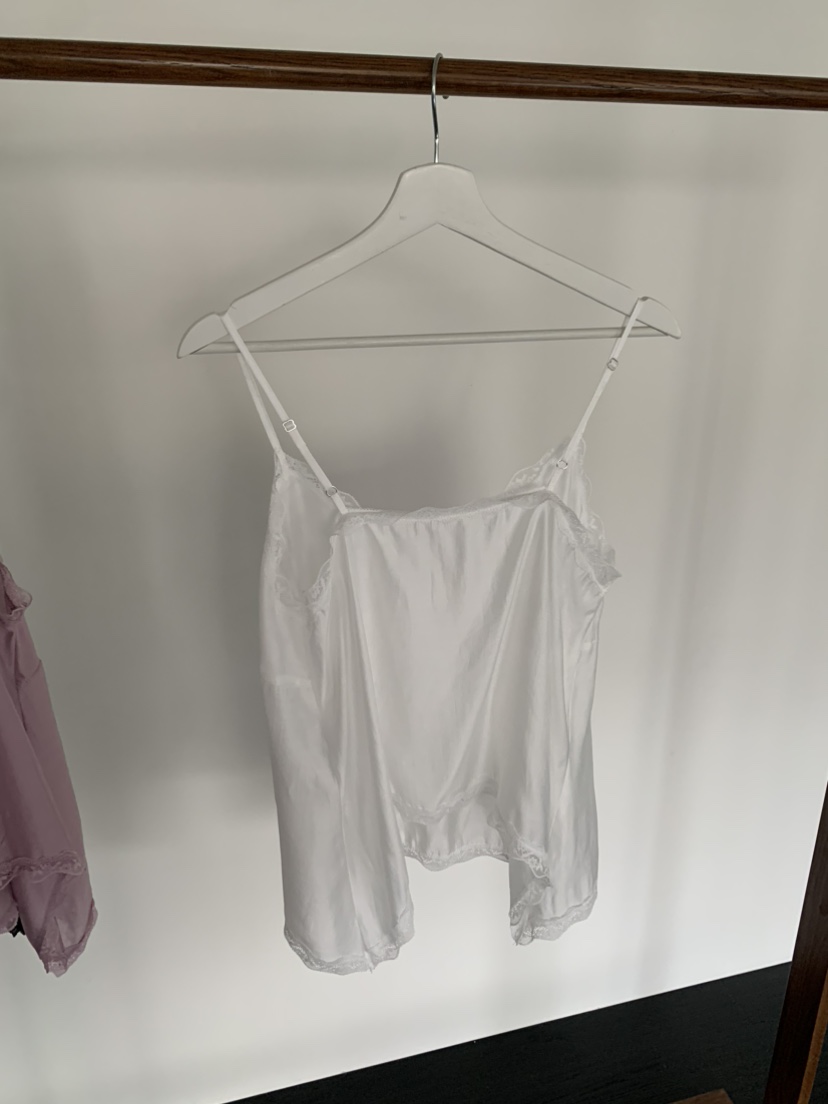 BETONE韓國直郵實拍女裝新款時尚職業推薦人氣休閑吊帶背心BETONE吊帶/背心