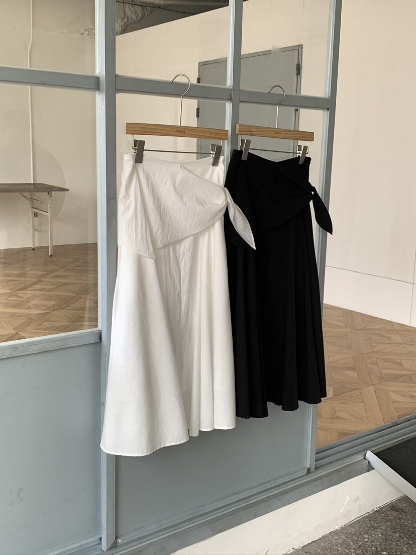 MOVENNE韓國直郵實拍女裝新款人氣休閑26春夏熱賣長裙圍巾MOVENNE長裙