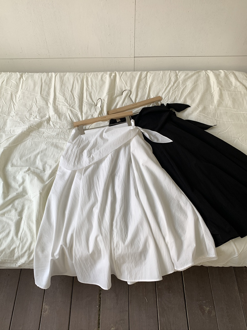 MOVENNE韓國直郵實拍女裝新款人氣休閑26春夏熱賣長裙圍巾MOVENNE長裙