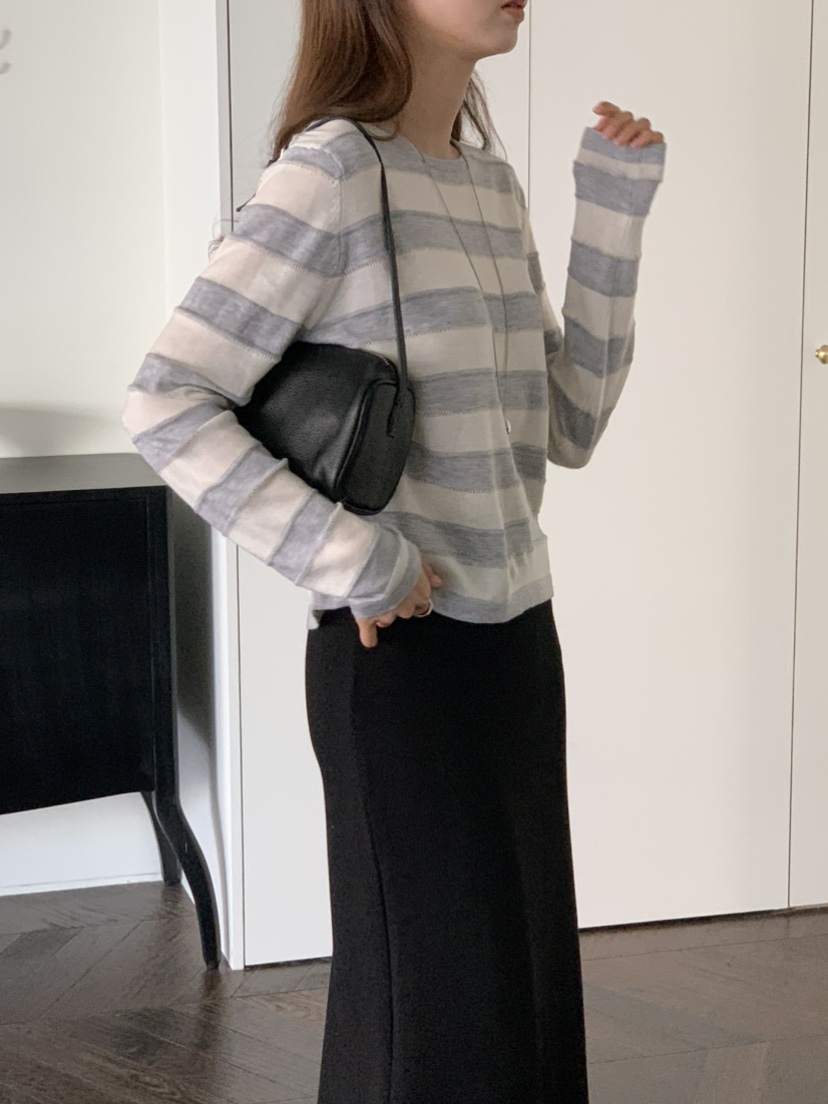 NOTICE韓國直郵女士新款人氣26春夏職業時尚針織衫寬松條紋NOTICE針織衫