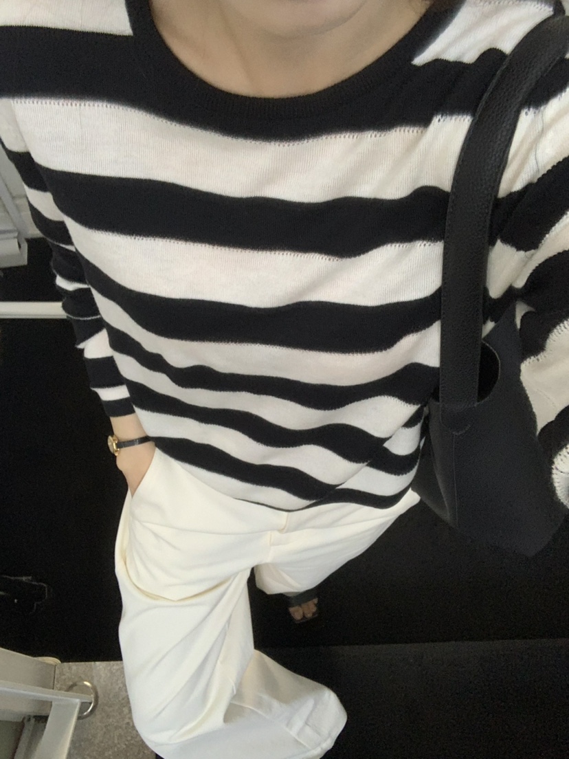 NOTICE韓國直郵女士新款人氣26春夏職業時尚針織衫寬松條紋NOTICE針織衫