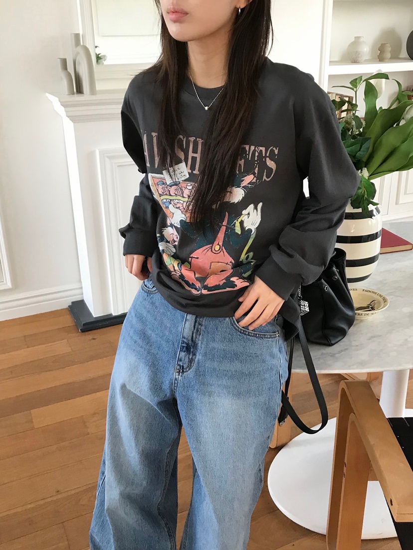 ESCHER韓國直郵實拍女裝新款推薦休閑職業熱賣人氣長袖T恤ESCHER長袖T恤