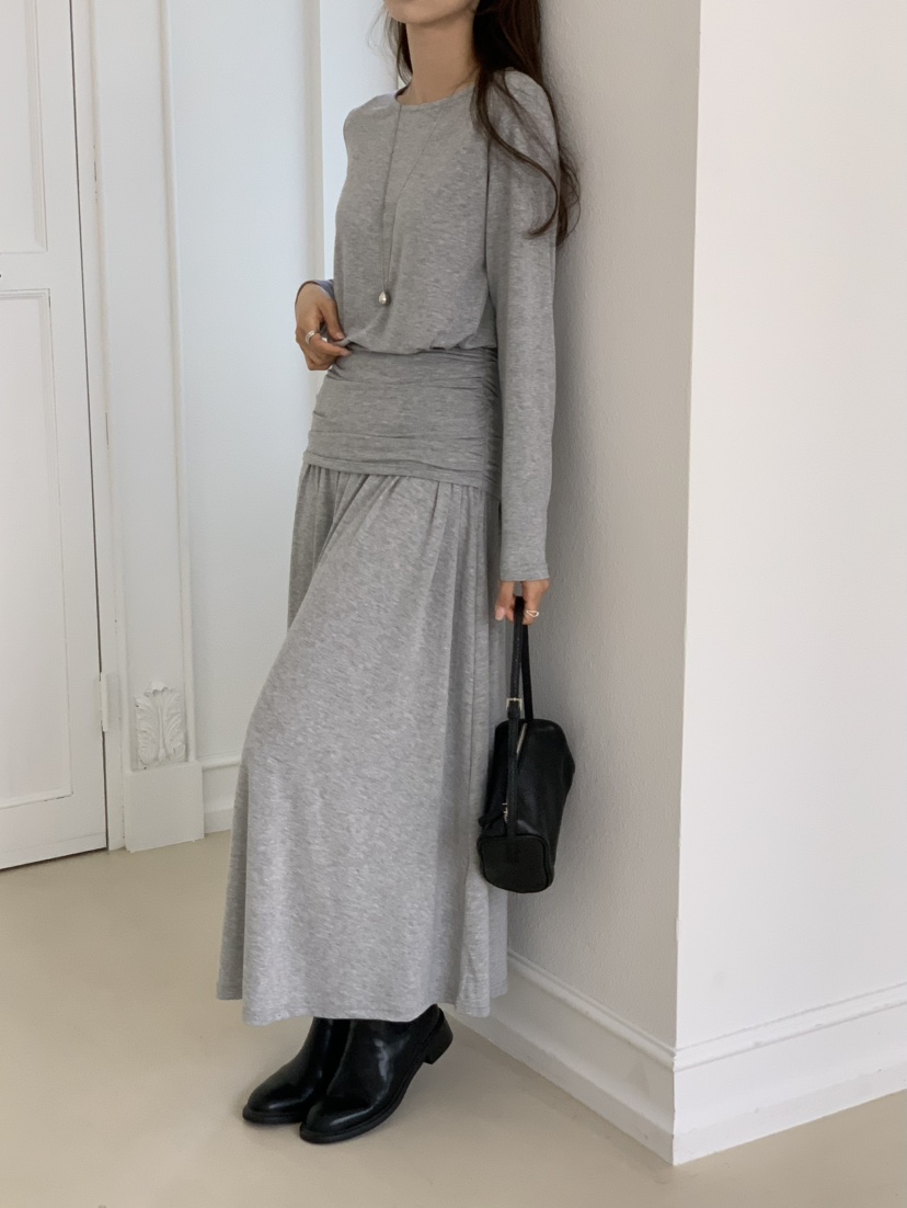 NOTICE韓國直郵實拍女裝新品推薦26春夏職業連衣裙褶皺長款NOTICE連衣裙