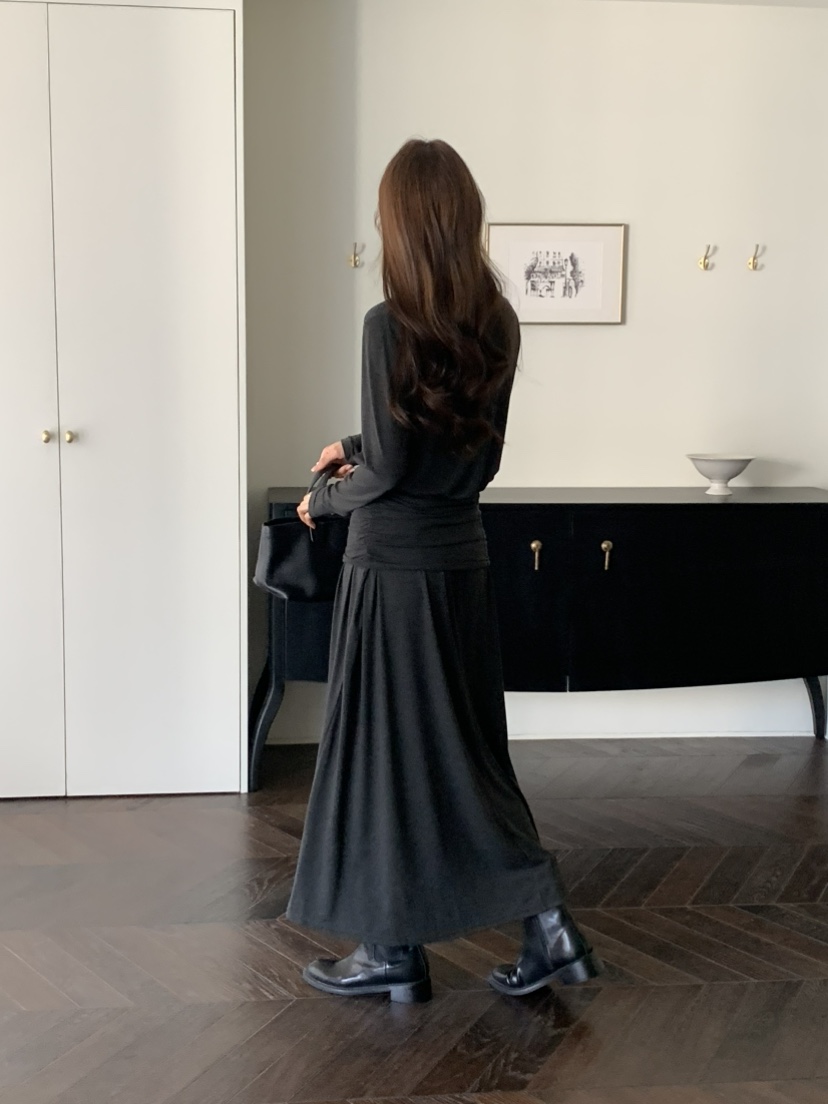 NOTICE韓國直郵實拍女裝新品推薦26春夏職業連衣裙褶皺長款NOTICE連衣裙