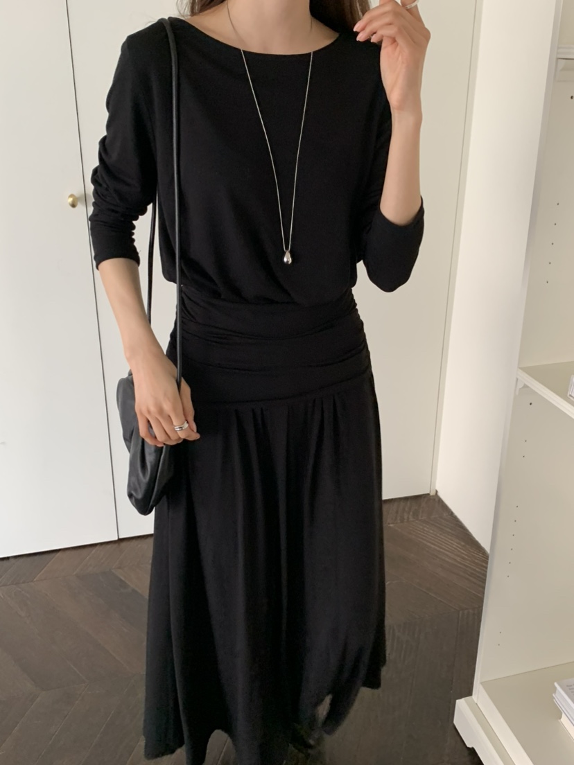 NOTICE韓國直郵實拍女裝新品推薦26春夏職業連衣裙褶皺長款NOTICE連衣裙