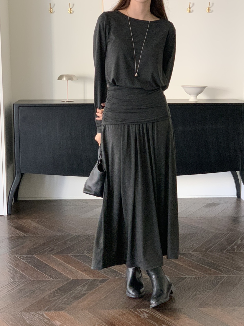 NOTICE韓國直郵實拍女裝新品推薦26春夏職業連衣裙褶皺長款NOTICE連衣裙圖色3