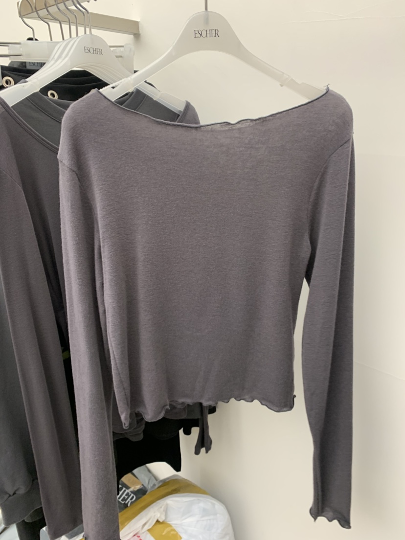ESCHER韓國東大門直郵女士新款職業推薦26春夏時尚長袖T恤ESCHER長袖T恤圖色2