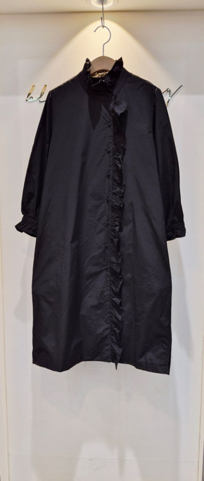 BLING BLING-S/RICO韓國直郵女裝新款人氣長款風衣含腰帶BLING BLING-S/RICO長款風衣