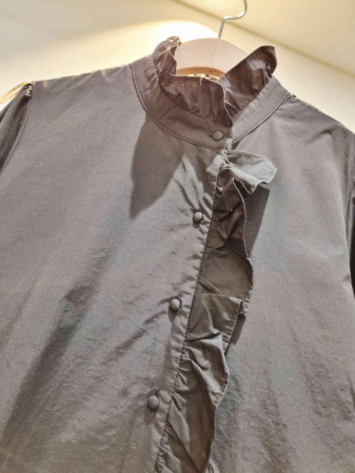 BLING BLING-S/RICO韓國直郵女裝新款人氣長款風衣含腰帶BLING BLING-S/RICO長款風衣