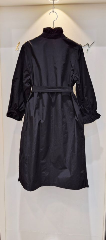 BLING BLING-S/RICO韓國直郵女裝新款人氣長款風衣含腰帶BLING BLING-S/RICO長款風衣