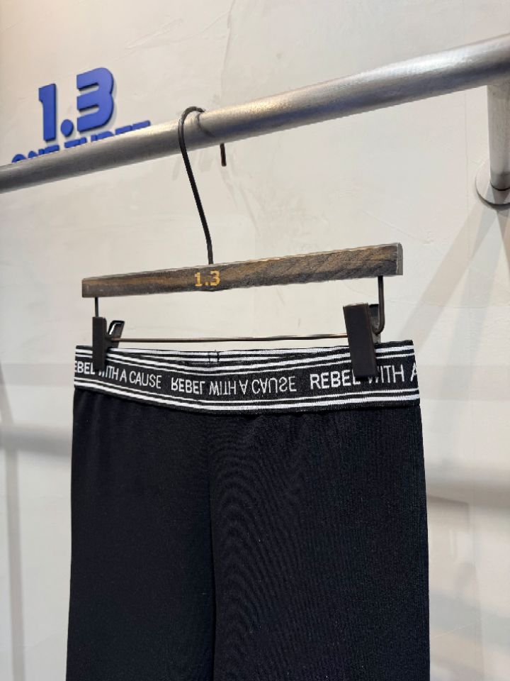 1.3韓國東大門直郵女裝新款人氣休閑打底褲鯊魚褲緊身褲1.3打底褲/鯊魚褲