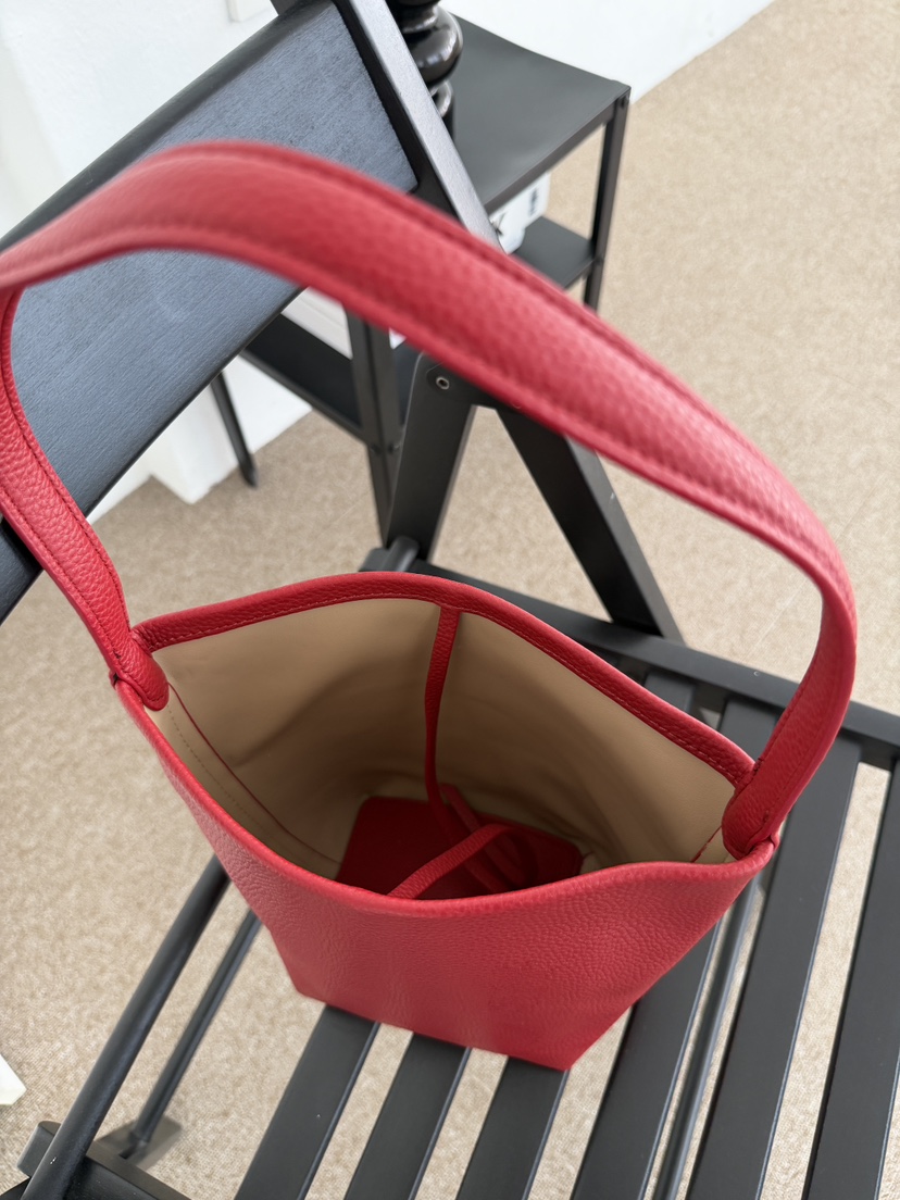 LAUNDRY韓國直郵女裝新品熱賣休閑人氣時尚手拿包腋下包皮革LAUNDRY手拿包/腋下包