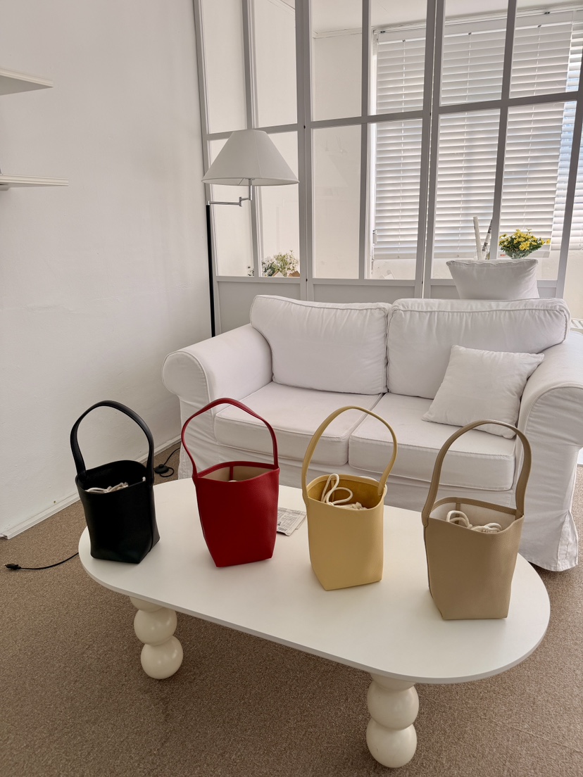 LAUNDRY韓國直郵女裝新品熱賣休閑人氣時尚手拿包腋下包皮革LAUNDRY手拿包/腋下包