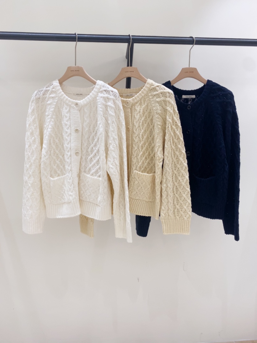 LOVE ROSIE韓國直郵女裝新款熱賣推薦時尚人氣針織衫開衫LOVE ROSIE針織衫