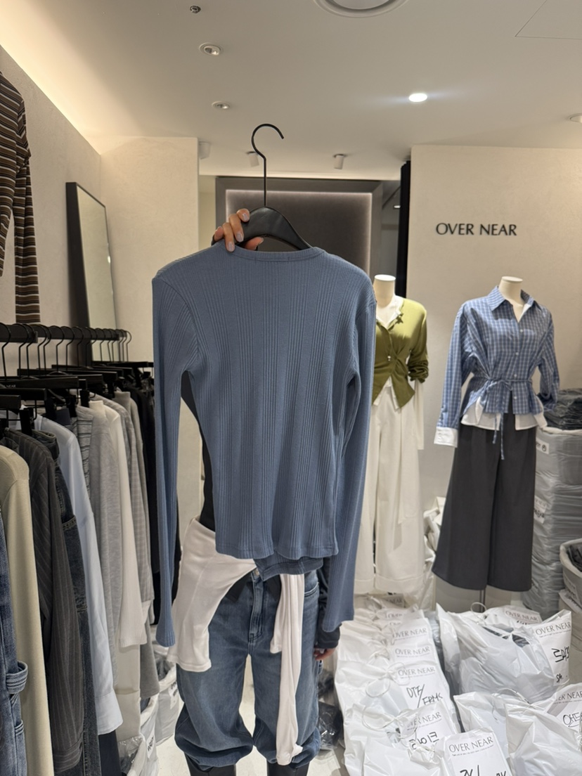 OVER NEAR韓國直郵實拍女裝新款26春夏人氣推薦職業長袖T恤OVER NEAR長袖T恤