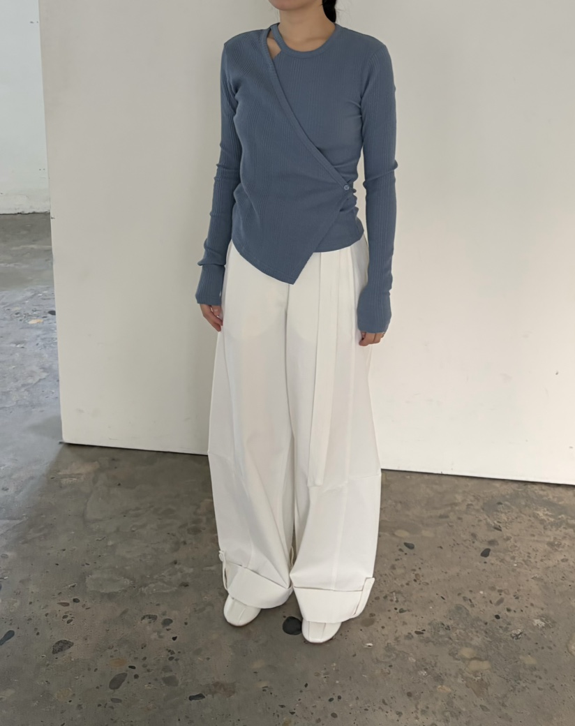 OVER NEAR韓國直郵實拍女裝新款26春夏人氣推薦職業長袖T恤OVER NEAR長袖T恤