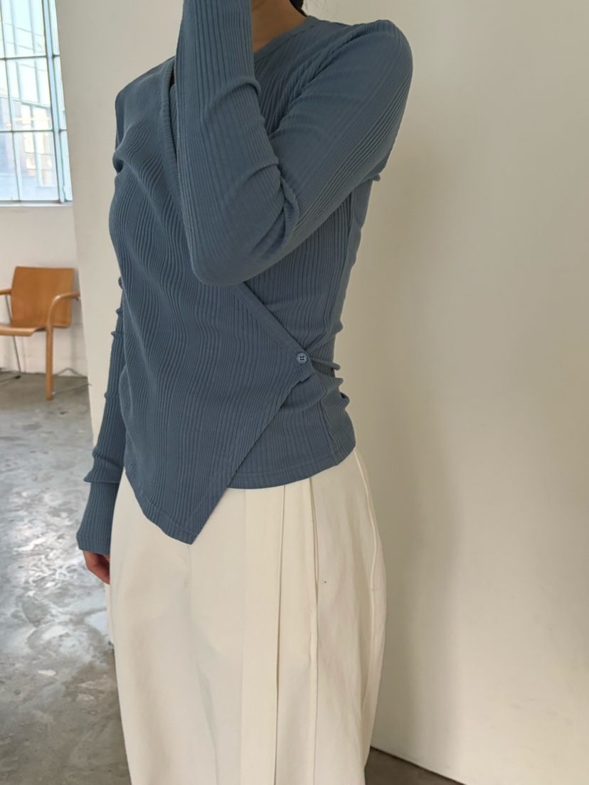 OVER NEAR韓國直郵實拍女裝新款26春夏人氣推薦職業長袖T恤OVER NEAR長袖T恤