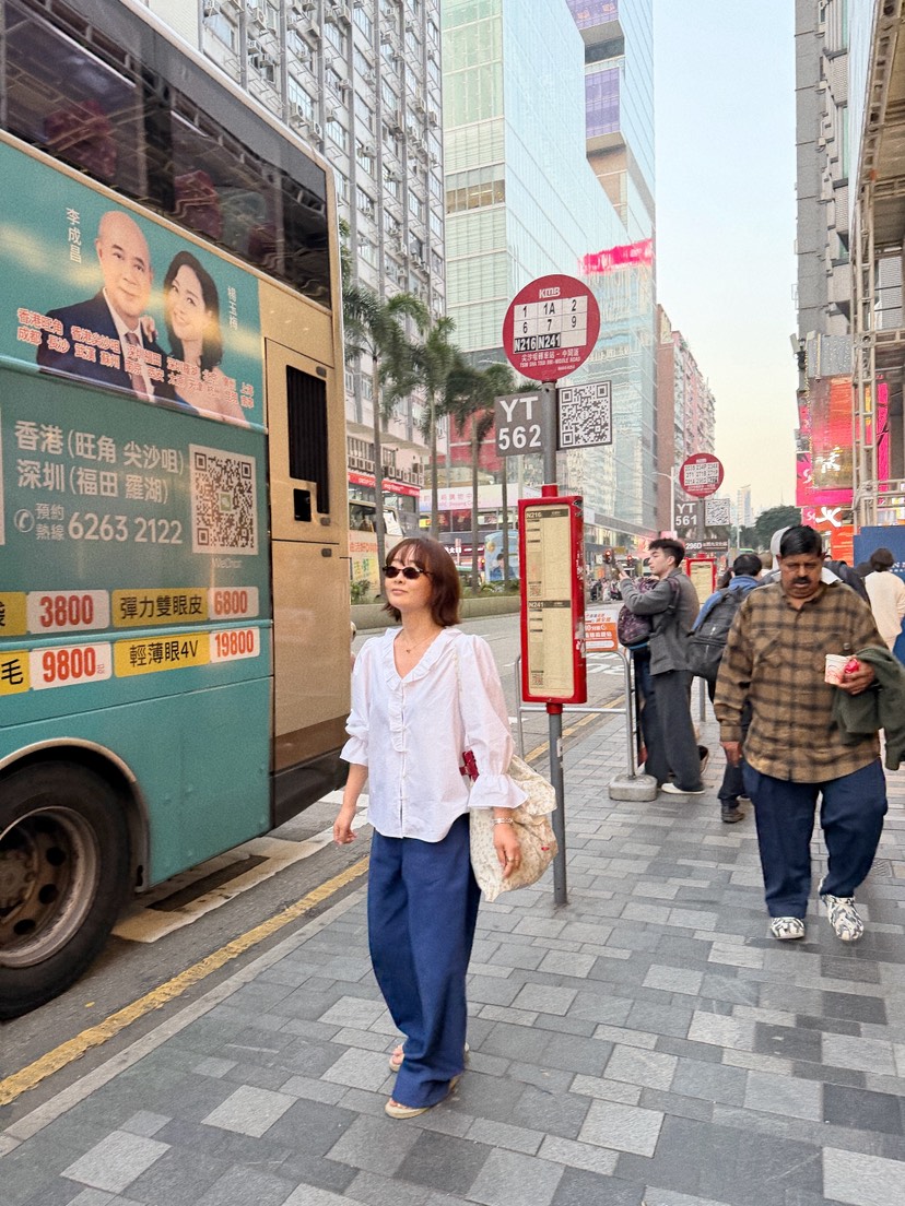 OLI SEOUL韓國直郵女裝新品時尚推薦職業人氣襯衫蕾絲衫OLI SEOUL襯衫/蕾絲衫