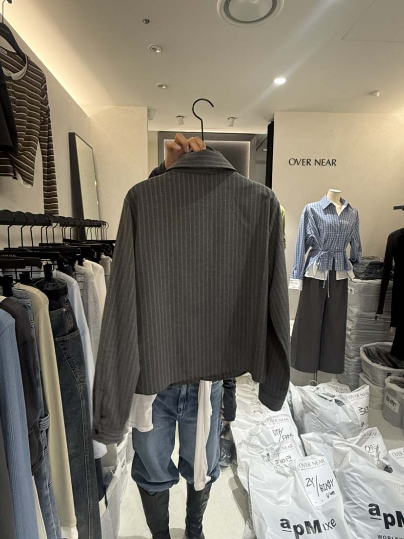 OVER NEAR韓國東大門直郵女士新品熱賣職業時尚襯衫蕾絲衫OVER NEAR襯衫/蕾絲衫