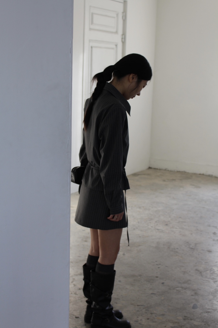 OVER NEAR韓國東大門直郵女士新品熱賣職業時尚襯衫蕾絲衫OVER NEAR襯衫/蕾絲衫