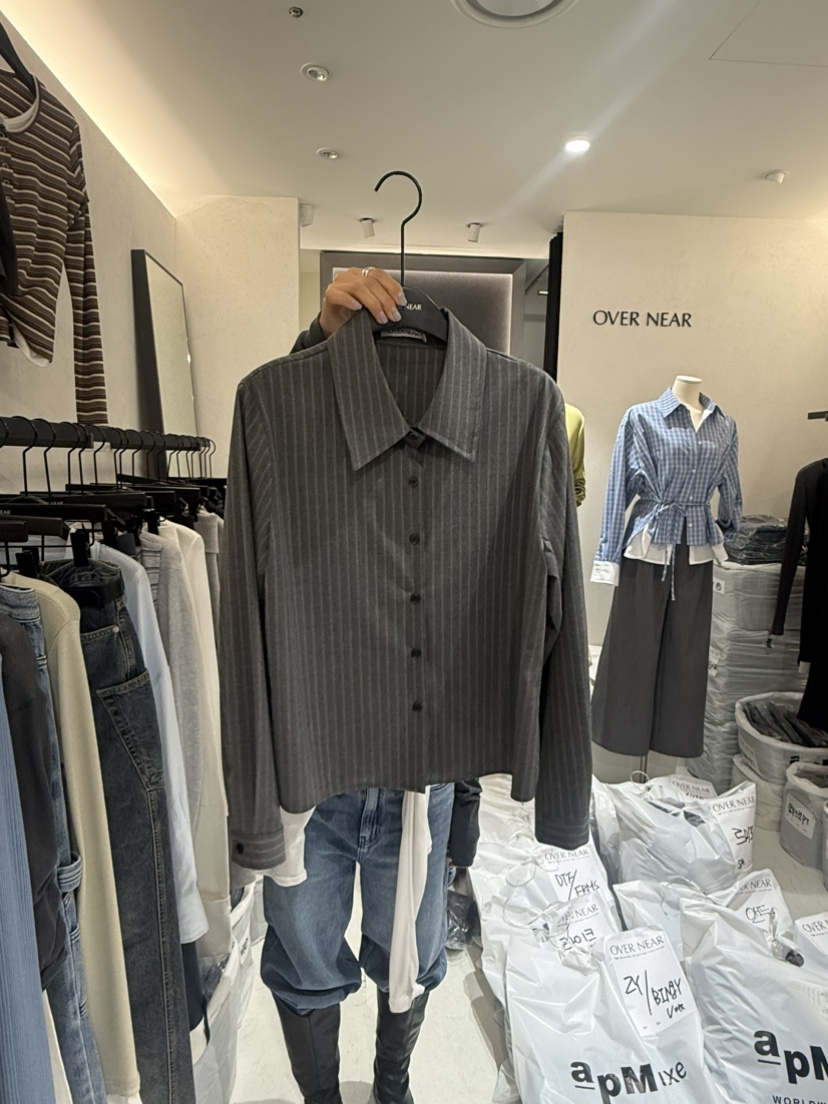 OVER NEAR韓國東大門直郵女士新品熱賣職業時尚襯衫蕾絲衫OVER NEAR襯衫/蕾絲衫圖色1