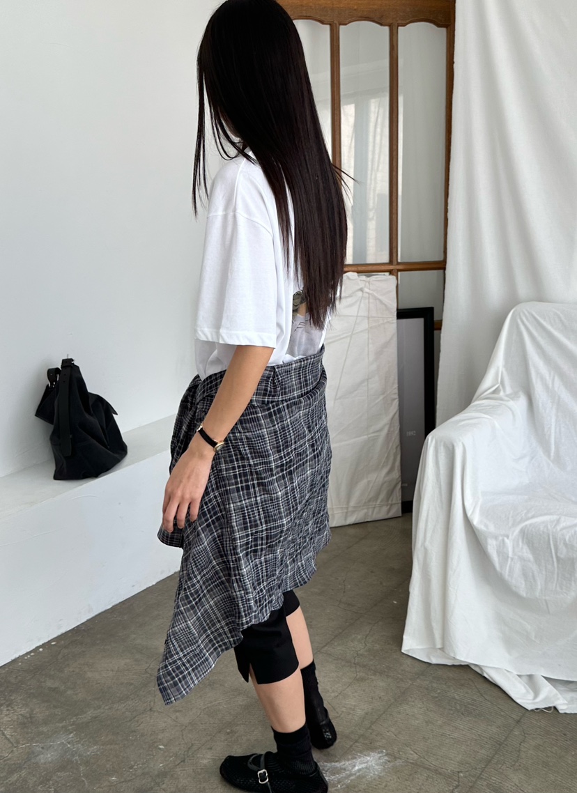 LE VASE韓國代購女士新款人氣職業推薦26春夏休閑熱賣T恤LE VASET恤