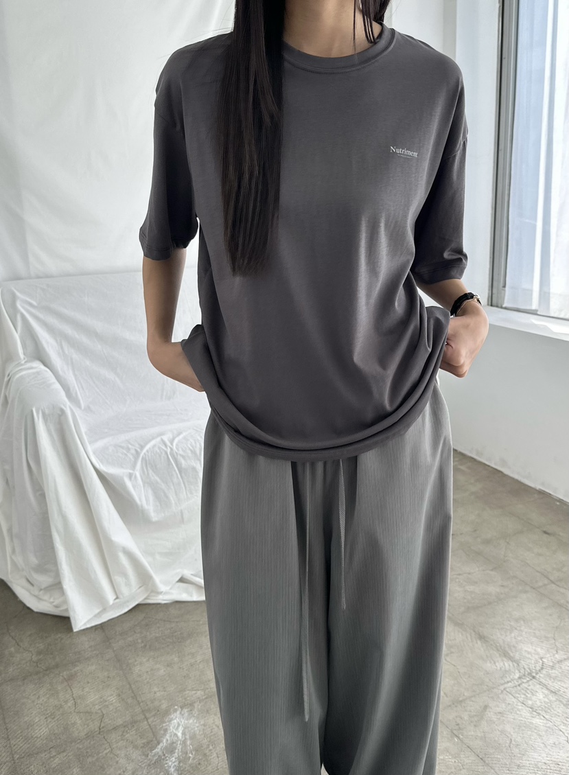 LE VASE韓國代購女士新款人氣職業推薦26春夏休閑熱賣T恤LE VASET恤