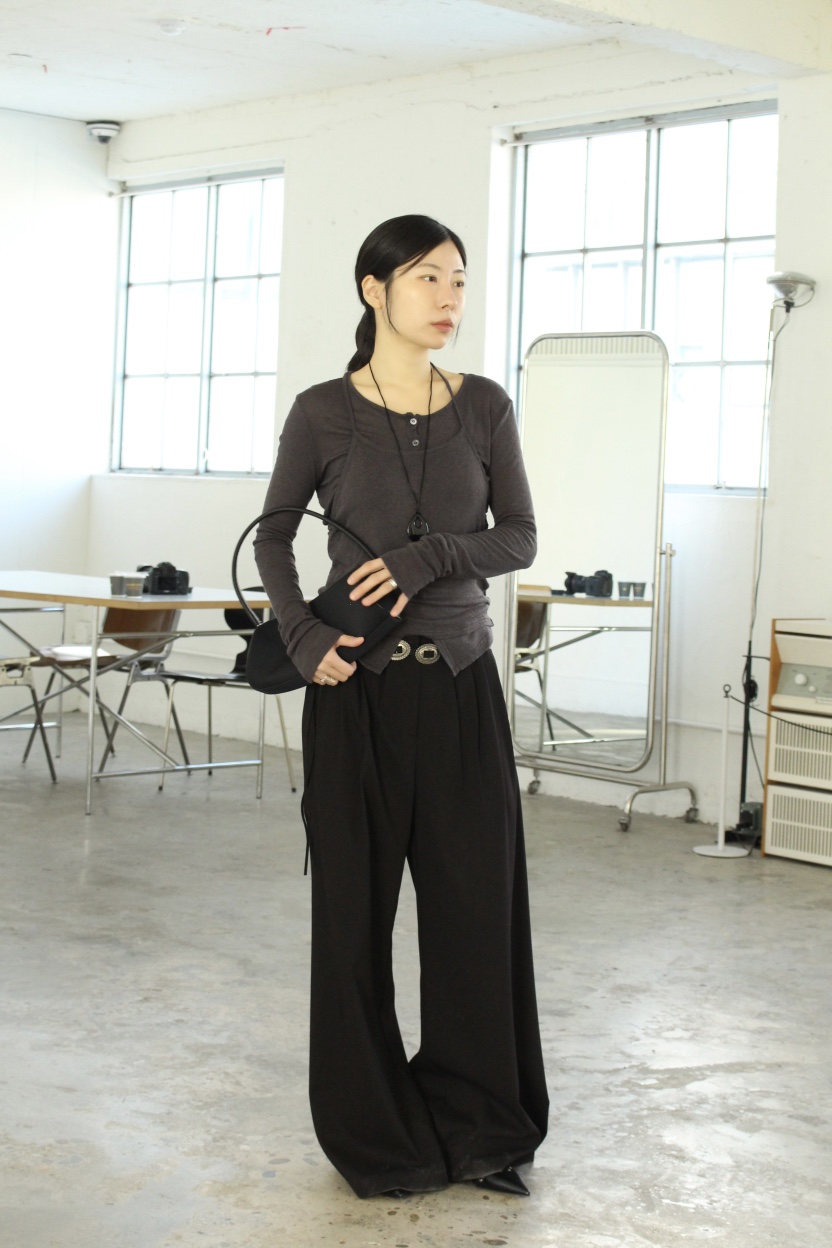 OVER NEAR韓國直郵實拍女裝新品職業人氣休閑褲不含腰帶OVER NEAR休閑褲