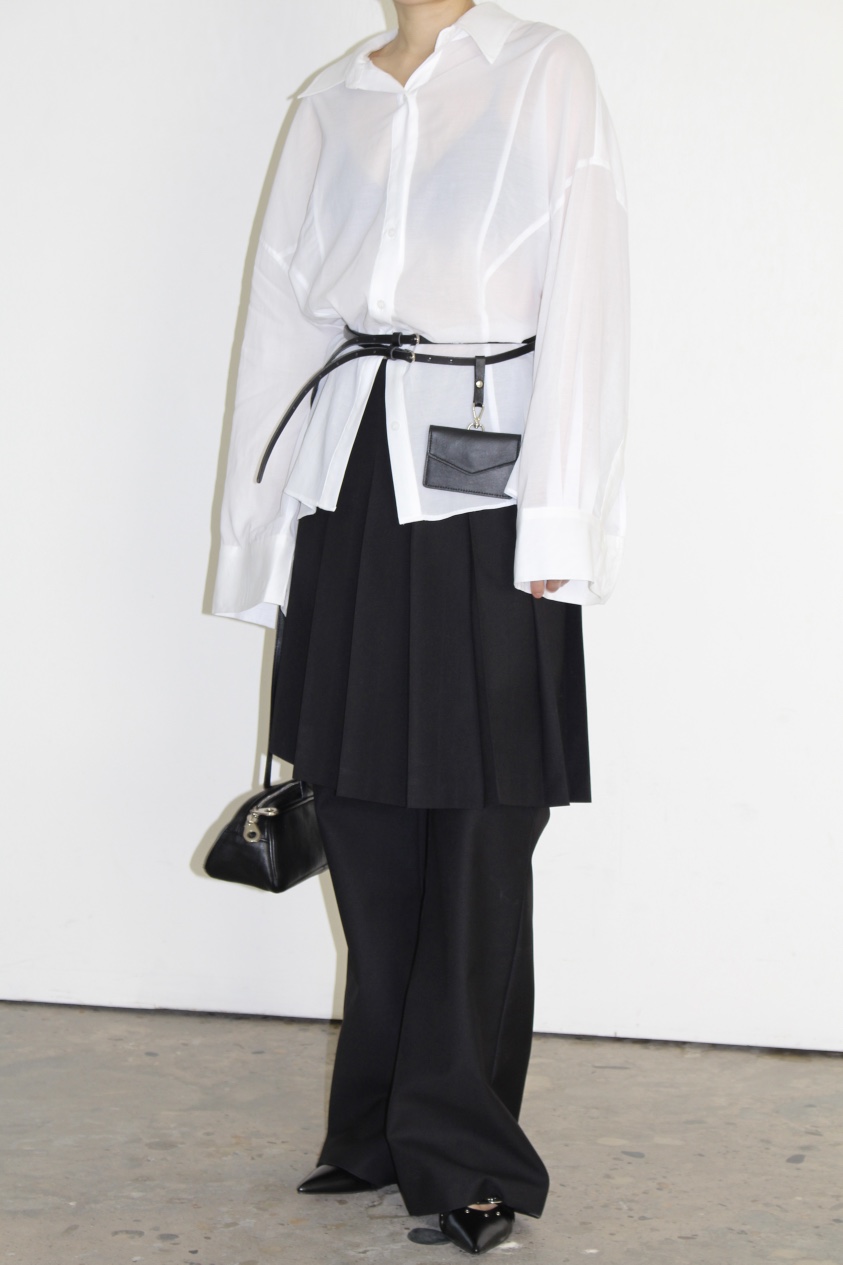 OVER NEAR韓國直郵實拍女士新款職業襯衫蕾絲衫不含腰帶透明OVER NEAR襯衫/蕾絲衫