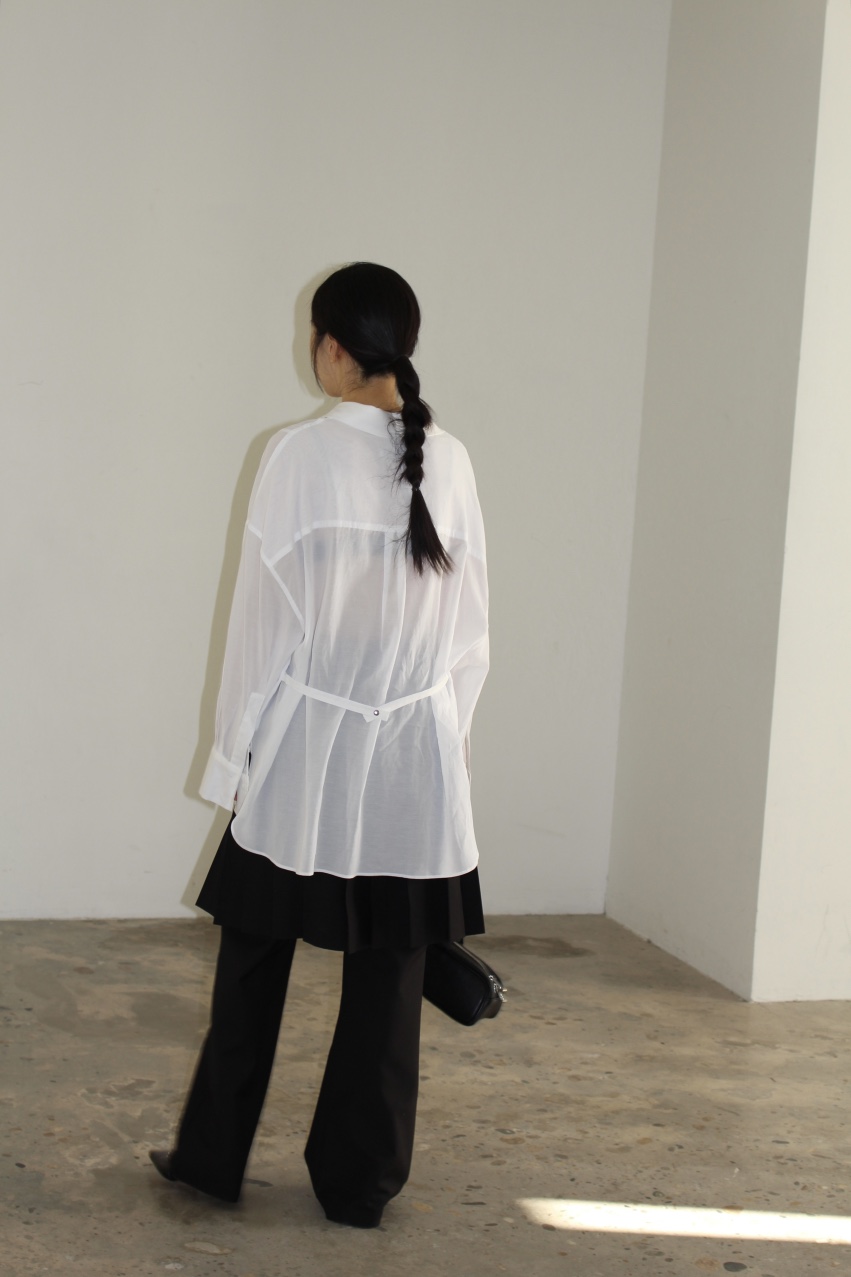 OVER NEAR韓國直郵實拍女士新款職業襯衫蕾絲衫不含腰帶透明OVER NEAR襯衫/蕾絲衫