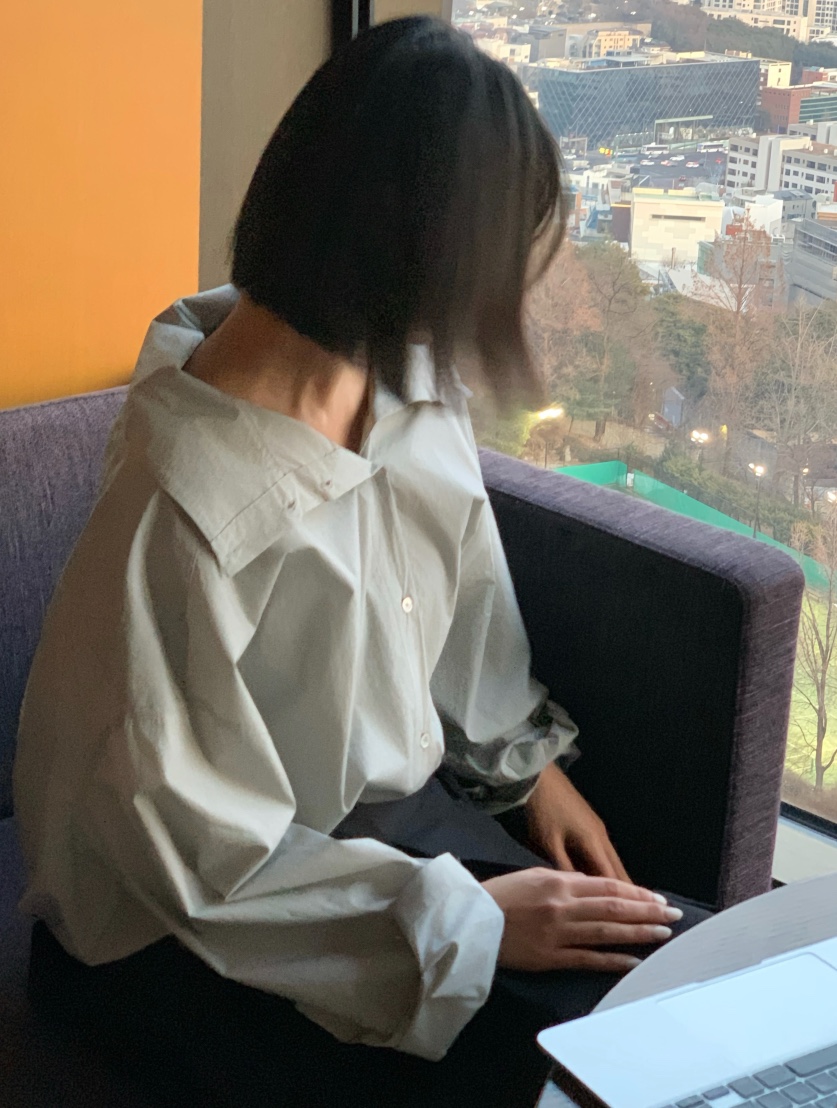 COURGETTE東大門直郵女裝新品熱賣職業休閑人氣襯衫蕾絲衫COURGETTE襯衫/蕾絲衫