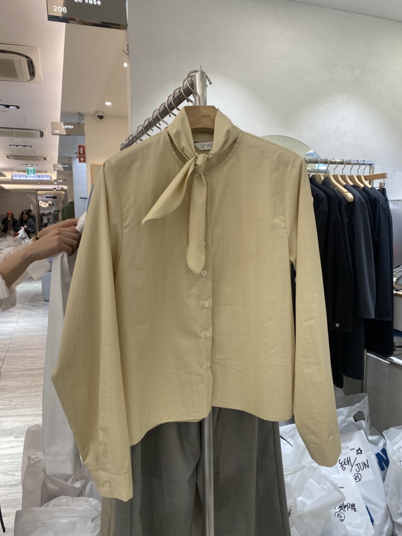 LE VASE韓國直郵女士新款真品26春夏休閑職業襯衫蕾絲衫LE VASE襯衫/蕾絲衫圖色3