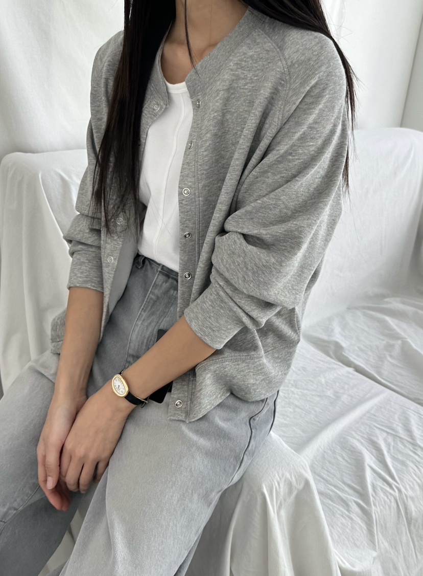 LE VASE東大門直郵女裝新款26春夏推薦休閑時尚人氣長袖T恤LE VASE長袖T恤