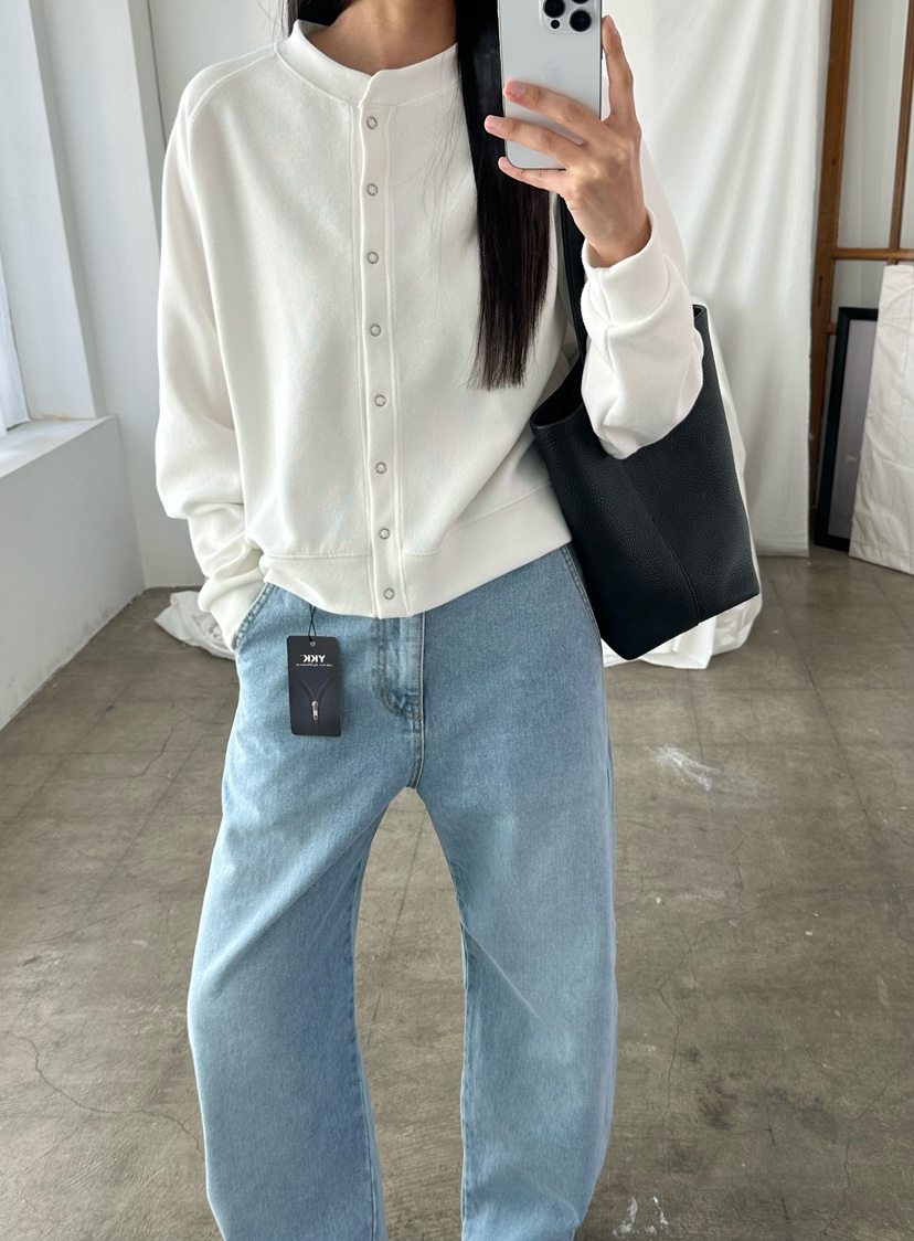 LE VASE東大門直郵女裝新款26春夏推薦休閑時尚人氣長袖T恤LE VASE長袖T恤圖色1