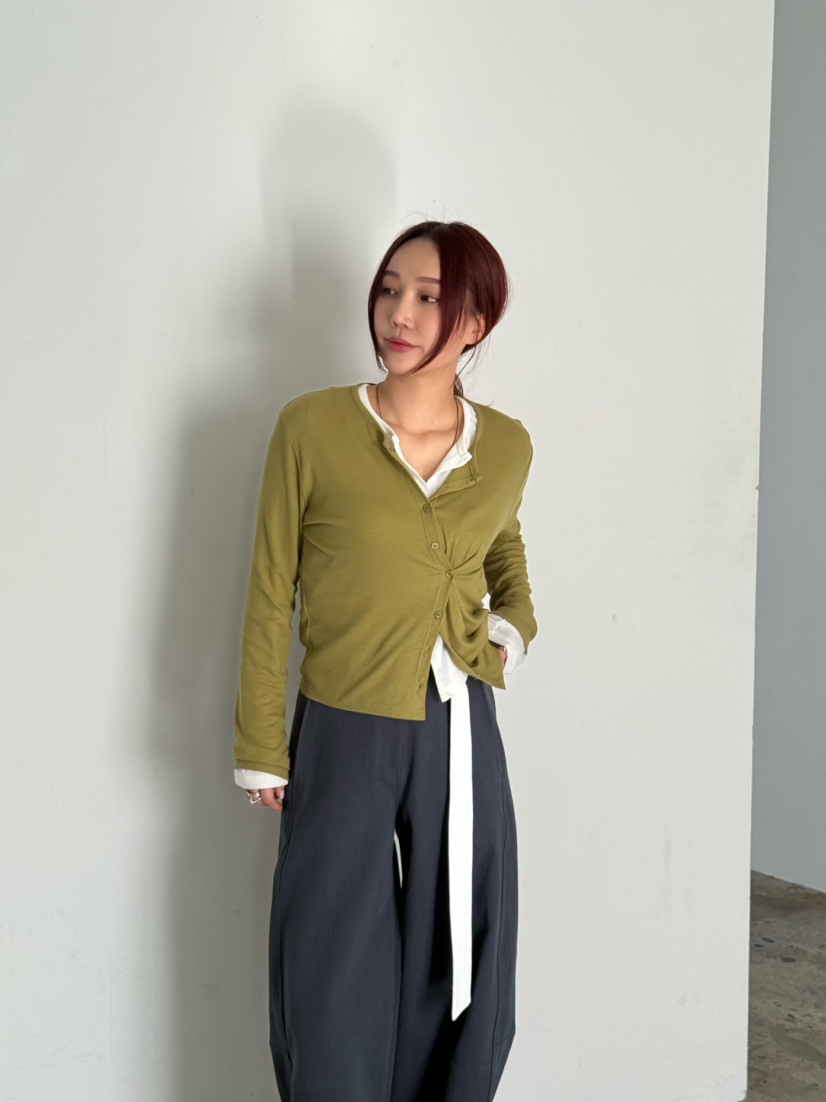 OVER NEAR韓國代購女裝新款推薦休閑時尚職業真品長袖T恤OVER NEAR長袖T恤