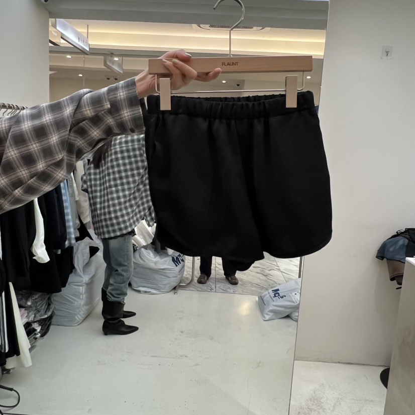 FLAUNT韓國代購女裝新品26春夏熱賣真品推薦時尚休閑短褲FLAUNT短褲圖色2