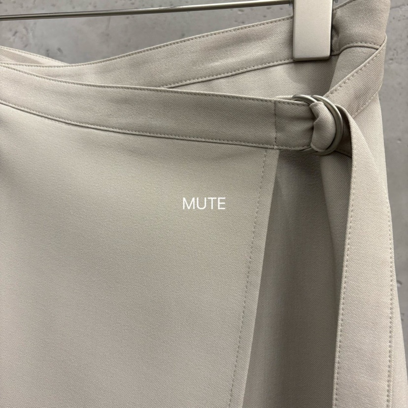MUTE-P東大門代購女裝新款時尚熱賣人氣休閑推薦真品長裙MUTE長裙