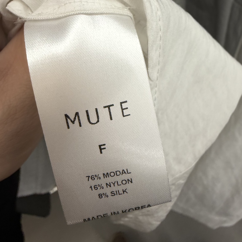 MUTE-P韓國代購女士新品人氣熱賣26春夏時尚職業襯衫蕾絲衫MUTE襯衫/蕾絲衫