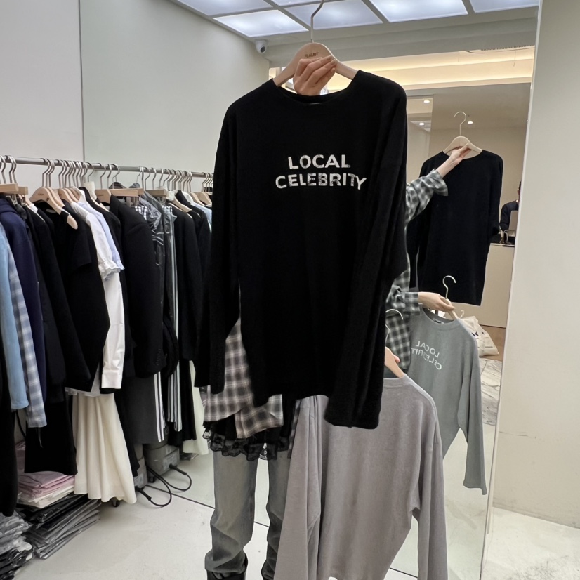 FLAUNT東大門實拍女士新品熱賣人氣真品時尚長袖T恤不含項鏈FLAUNT長袖T恤圖色4