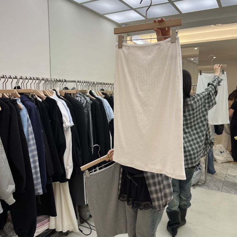 FLAUNT韓國代購女士新款26春夏真品職業推薦半身裙中短裙FLAUNT半身裙/中短裙圖色1